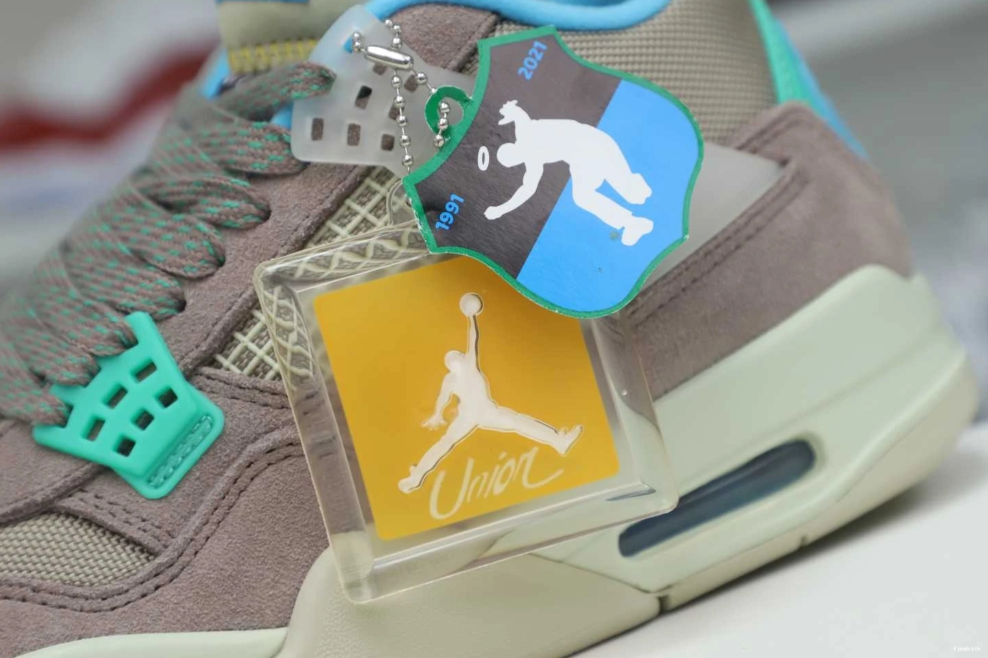 LA AIR X RETRO JORDAN UNION 4 'TAUPE HAZE' 1024